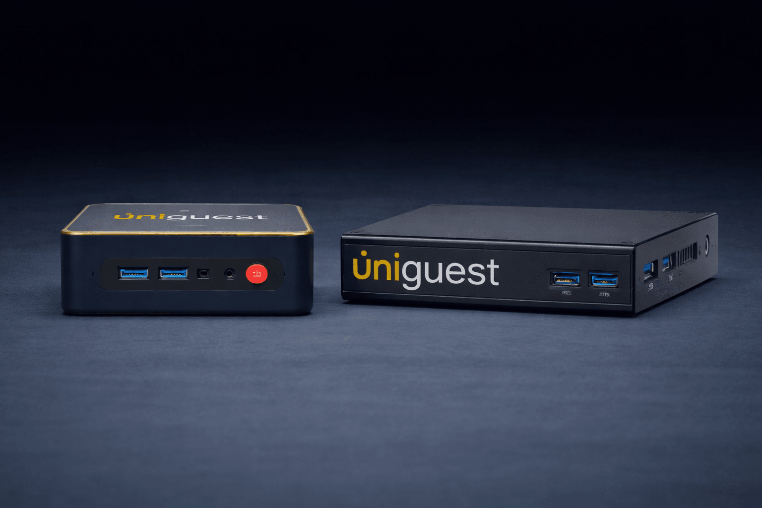 To Uniguest media players med tilslutninger til professionelle skærmløsninger